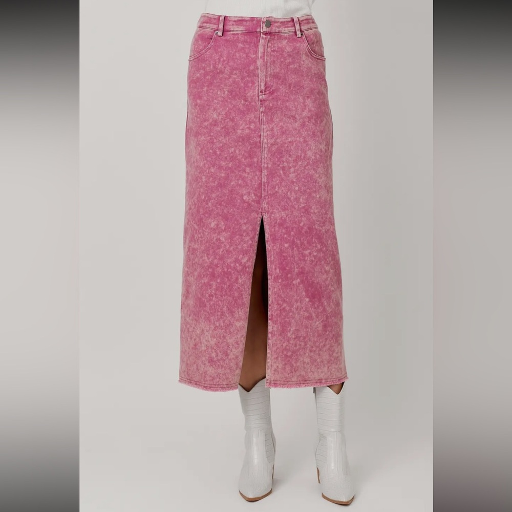 831. Mystree Pink Denim Maxi Skirt W/Slit New Item NWT - Picture 5 of 7